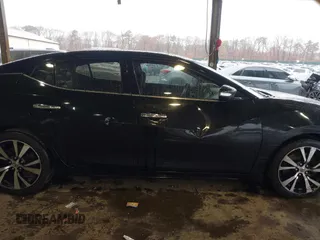 2017 Nissan Maxima SV z VIN 1N4AA6AP1HC447467, wystawiony jako IAAI lot #40918468 z przebiegiem 166 352 mil mil oraz . Historia ofert i sprzedaży dostępna na DreamBid. Obrazek 13.