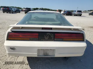 1989 Pontiac Firebird z VIN 1G2FS21S4KL260438, wystawiony jako Copart lot #57420155 z przebiegiem 132 101 mil mil oraz Czysty tytuł • Clean title. Historia ofert i sprzedaży dostępna na DreamBid. Obrazek 7.