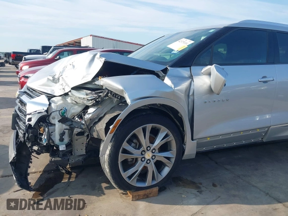 2020 Chevrolet Blazer Premier with VIN 3GNKBFRS5LS633852, listed as a IAAI auction lot 42373114 with 70,914 mi miles and . Bid and sale history available at DreamBid. Image 17.