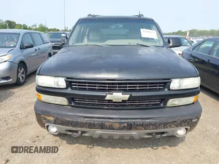 2003 Chevrolet Suburban Z71 with VIN 3GNFK16T23G325753, listed as a IAAI auction lot 42409253 with 247,494 mi miles and . Bid and sale history available at DreamBid. Image 6.