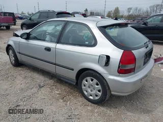 2000 Honda Civic DX z VIN 2HGEJ644XYH104197, wystawiony jako IAAI lot #42005938 z przebiegiem 125 321 mil mil oraz . Historia ofert i sprzedaży dostępna na DreamBid. Obrazek 3.