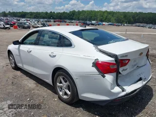 2016 Chevrolet Malibu LS z VIN 1G1ZB5ST1GF210886, wystawiony jako IAAI lot #42557333 z przebiegiem 46 829 mil mil oraz . Historia ofert i sprzedaży dostępna na DreamBid. Obrazek 6.