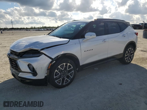 2025 Chevrolet Blazer RS z VIN 3GNKBERS9SS115056, wystawiony jako Copart lot #87266304 z przebiegiem 916 mil mil oraz Szkoda całkowita • Salvage title. Historia ofert i sprzedaży dostępna na DreamBid. Obrazek 1.