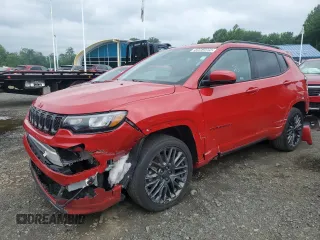2023 Jeep Compass (RED) Edition z VIN 3C4NJDCN0PT557702, wystawiony jako Copart lot #59964905 z przebiegiem 41 321 mil mil oraz Czysty tytuł • Clean title. Historia ofert i sprzedaży dostępna na DreamBid. Obrazek 1.