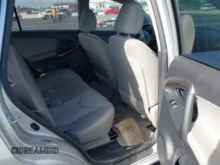 2010 Toyota RAV4 с VIN JTMKF4DV2A5028343, выставлен на аукционе IAAI как лот 42700055 с пробегом 146 553 миль миль и . История ставок и продаж доступна на DreamBid. Изображение 8.