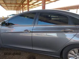 2011 Hyundai Sonata SE with VIN 5NPEC4ACXBH198623, listed as a IAAI auction lot 41681404 with 140,224 mi miles. Bid and sale history available at carsss.com. Image 15.