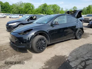 2022 Tesla Model Y Long Range z VIN 7SAYGDEE6NF386753, wystawiony jako Copart lot #58580485 z przebiegiem 58 529 mil mil oraz Czysty tytuł • Clean title. Historia ofert i sprzedaży dostępna na DreamBid. Obrazek 1.