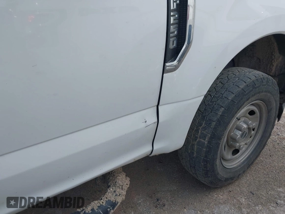 2019 Ford F-250 XL with VIN 1FD7W2B61KEG48748, listed as a IAAI auction lot 42560434 with 161,957 mi miles and . Bid and sale history available at DreamBid. Image 6.