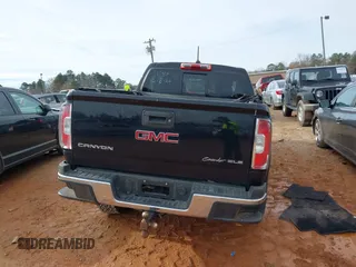 2017 GMC Canyon 2WD SLE with VIN 1GTG5CEN5H1278002, listed as a IAAI auction lot 41077353 with 123,893 mi miles. Bid and sale history available at carsss.com. Image 17.