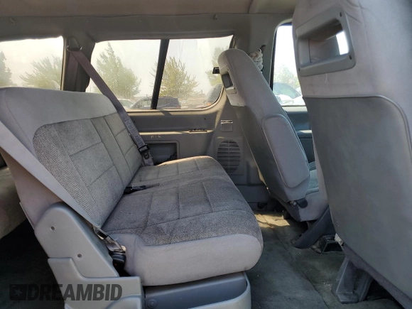 1993 Ford Aerostar z VIN 1FMCA11U0PZB97965, wystawiony jako Copart lot #65148054 z przebiegiem 86 569 mil mil oraz Szkody całkowita. Historia ofert i sprzedaży dostępna na DreamBid. Obrazek 12.