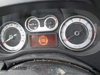 2014 FIAT 500L Trekking with VIN ZFBCFADH5EZ018176, listed as a IAAI auction lot 42680958 with 106,806 mi miles and . Bid and sale history available at DreamBid. Image 7.