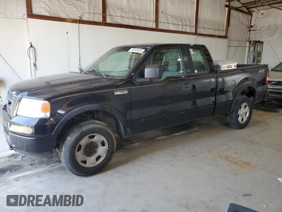 2005 Ford F-150 STX z VIN 1FTRX14WX5FB39323, wystawiony jako Copart lot #59340055 z przebiegiem 250 833 mil mil oraz Czysty tytuł • Clean title. Historia ofert i sprzedaży dostępna na DreamBid. Obrazek 1.