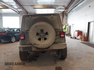 2020 Jeep Wrangler Unlimited Sport Altitude с VIN 1C4HJXDG4LW120627, выставлен на аукционе IAAI как лот 41728593 с пробегом 63 565 миль миль и . История ставок и продаж доступна на DreamBid. Изображение 16.