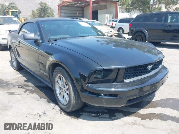 2005 Ford Mustang Deluxe with VIN 1ZVFT84N455189166, listed as a IAAI auction lot 42461064 with 144,956 mi miles and . Bid and sale history available at DreamBid. Image 1.