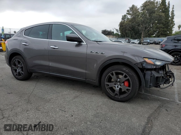 2018 Maserati Levante with VIN ZN661XUA7JX270207, listed as a Copart auction lot 55647243 with 21,557 mi miles. Bid and sale history available at carsss.com. Image 4.