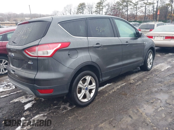2016 Ford Escape SE z VIN 1FMCU9G97GUC12743, wystawiony jako IAAI lot #41529265 z przebiegiem Nie podano mil oraz . Historia ofert i sprzedaży dostępna na DreamBid. Obrazek 4.