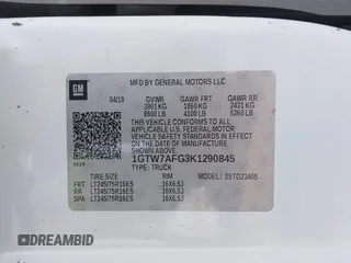 2019 GMC Savana Cargo with VIN 1GTW7AFG3K1290845, listed as a IAAI auction lot 41761301 with 175,969 mi miles. Bid and sale history available at carsss.com. Image 9.