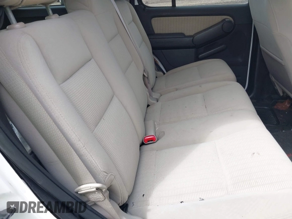 2008 Ford Explorer XLT with VIN 1FMEU73E28UB09103, listed as a IAAI auction lot 42135200 with 69,871 mi miles. Bid and sale history available at carsss.com. Image 8.