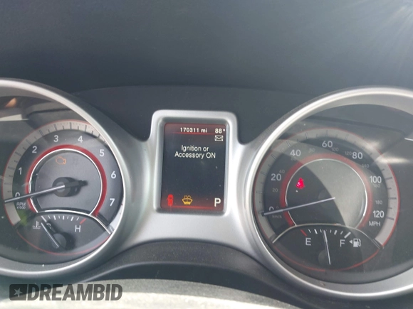 2017 Dodge Journey SE with VIN 3C4PDCABXHT538885, listed as a IAAI auction lot 41919599 with 170,311 mi miles and . Bid and sale history available at DreamBid. Image 7.