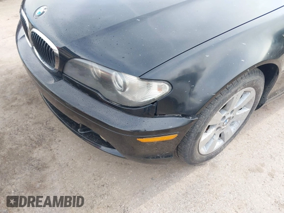 2006 BMW 3 Series 325Ci with VIN WBABW33466PX86228, listed as a IAAI auction lot 41612664 with 116,520 mi miles. Bid and sale history available at carsss.com. Image 6.