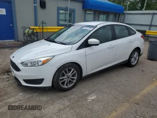 2018 Ford Focus SE z VIN 1FADP3F23JL201582, wystawiony jako Copart lot #54722395 z przebiegiem 95 710 mil mil oraz Szkoda całkowita • Salvage title. Historia ofert i sprzedaży dostępna na DreamBid. Obrazek 1.