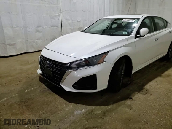 2024 Nissan Altima 2.5 SV with VIN 1N4BL4DV4RN318982, listed as a Copart auction lot 45954455 with 14,454 mi miles and Salvage Title. Bid and sale history available at carsss.com. Image 11.