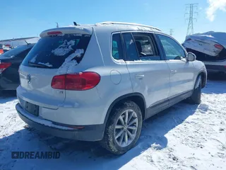 2017 Volkswagen Tiguan Wolfsburg Edition с VIN WVGRV7AX1HK005782, выставлен на аукционе IAAI как лот 41624861 с пробегом 114 660 миль миль и . История ставок и продаж доступна на DreamBid. Изображение 4.