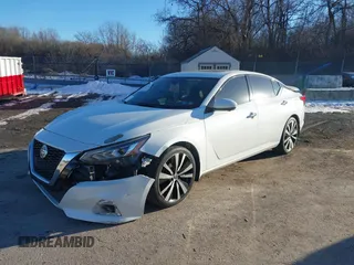 2020 Nissan Altima Platinum with VIN 1N4BL4FV3LN304396, listed as a IAAI auction lot 41441448 with 105,664 mi miles and . Bid and sale history available at carsss.com. Image 18.
