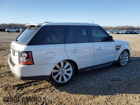 2013 Land Rover Range Rover Sport HSE with VIN SALSF2D45DA793109, listed as a Copart auction lot 46344105 with 136,136 mi miles and Salvage Title. Bid and sale history available at DreamBid. Image 3.