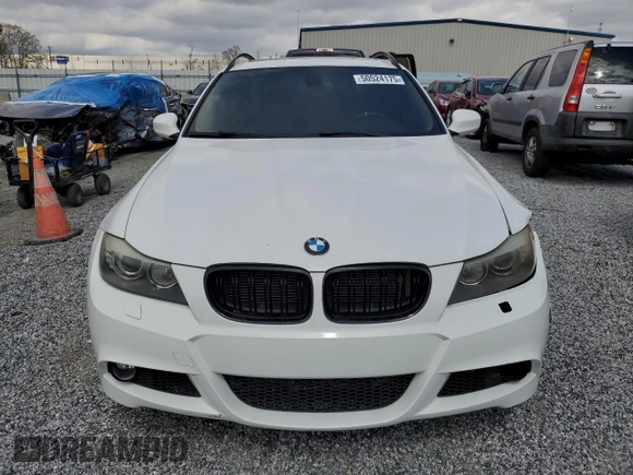 2011 BMW 3 Series 328i xDrive with VIN WBAUU3C52BA542628, listed as a Copart auction lot 50524175 with 151,204 mi miles and Salvage Title. Bid and sale history available at DreamBid. Image 5.