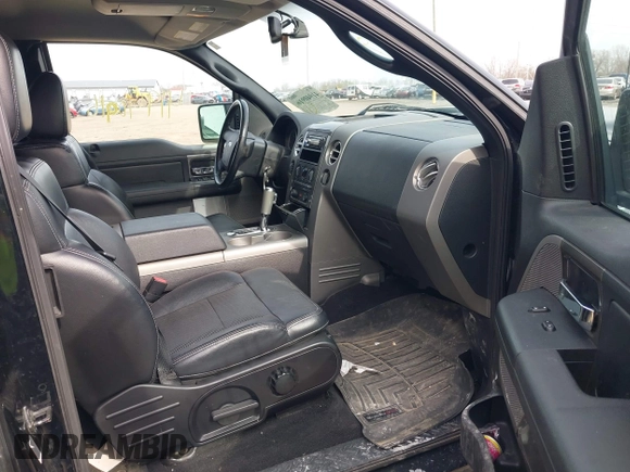 2006 Ford F-150 XLT с VIN 1FTPX04516KD06394, выставлен на аукционе IAAI как лот 41940916 с пробегом 169 274 миль миль и . История ставок и продаж доступна на DreamBid. Изображение 5.