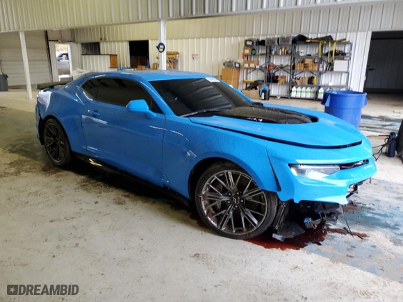 2022 Chevrolet Camaro ZL1 with VIN 1G1FK1R65N0107806, listed as a Copart auction lot 84560574 with 21,710 mi miles and Salvage Title. Bid and sale history available at carsss.com. Image 4.