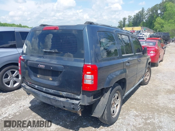 2008 Jeep Patriot Sport z VIN 1J8FT280X8D562129, wystawiony jako IAAI lot #42071896 z przebiegiem 203 212 mil mil oraz . Historia ofert i sprzedaży dostępna na DreamBid. Obrazek 4.