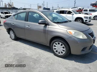 2012 Nissan Versa SV z VIN 3N1CN7AP7CL813302, wystawiony jako Copart lot #59006225 z przebiegiem 156 632 mil mil oraz Szkoda całkowita • Salvage title. Historia ofert i sprzedaży dostępna na DreamBid. Obrazek 4.