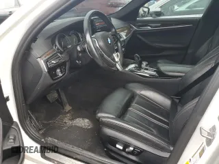 2018 BMW 5 Series 530i xDrive с VIN WBAJA7C50JWA73353, выставлен на аукционе Copart как лот 53952815 с пробегом 83 311 миль миль и Чистый • Clean title. История ставок и продаж доступна на DreamBid. Изображение 7.