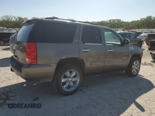 2011 GMC Yukon SLT with VIN 1GKS2CE0XBR361333, listed as a Copart auction lot 73684714 with 259,158 mi miles and Salvage Title. Bid and sale history available at carsss.com. Image 3.