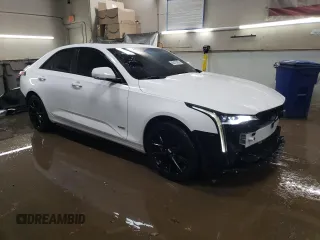 2023 Cadillac CT4 V-Series z VIN 1G6DH5RL6P0125456, wystawiony jako Copart lot #46473995 z przebiegiem 26 353 mil mil oraz Szkoda całkowita • Salvage title. Historia ofert i sprzedaży dostępna na DreamBid. Obrazek 4.