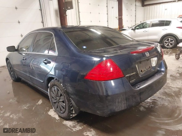 2006 Honda Accord Sdn LX SE with VIN 1HGCM56306A073681, listed as a IAAI auction lot 41589374 with 102486 miles. Bid and sale history available at carsss.com. Image 3.