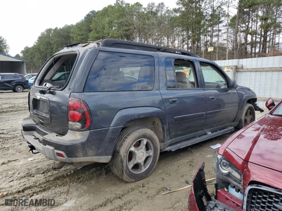 2005 Chevrolet TrailBlazer LS with VIN 1GNES16S656110612, listed as a Copart auction lot 83882094 with 141,465 mi miles and Salvage Title. Bid and sale history available at carsss.com. Image 3.