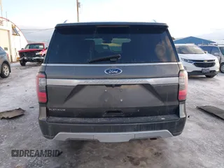 2018 Ford Expedition Platinum with VIN 1FMJU1MT6JEA54048, listed as a IAAI auction lot 41316670 with 65,496 mi miles. Bid and sale history available at carsss.com. Image 17.