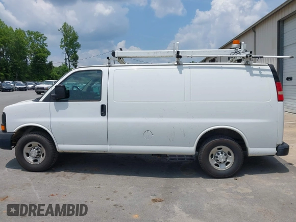2015 Chevrolet Express Cargo with VIN 1GCWGFCF9F1283932, listed as a IAAI auction lot 42529084 with 188,967 mi miles and . Bid and sale history available at DreamBid. Image 14.