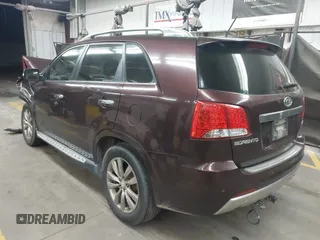 2013 Kia Sorento SX with VIN 5XYKW4A25DG331591, listed as a IAAI auction lot 41878760 with 1 mi miles. Bid and sale history available at carsss.com. Image 3.