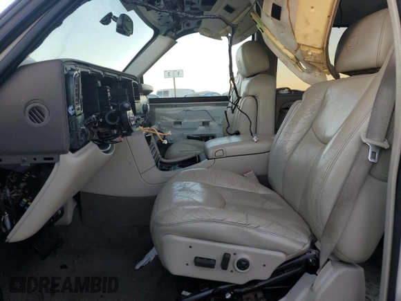 2004 Cadillac Escalade EXT z VIN 3GYEK62N94G256810, wystawiony jako Copart lot #85347844 z przebiegiem Nie podano mil oraz Szkoda całkowita • Salvage title. Historia ofert i sprzedaży dostępna na DreamBid. Obrazek 7.