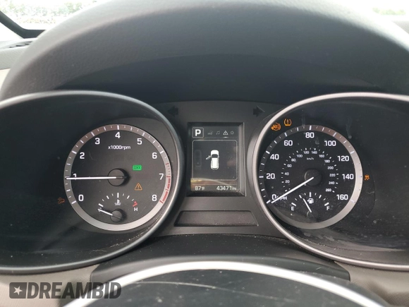 2017 Hyundai Santa Fe 2.4L with VIN 5NMZU3LB0HH052332, listed as a Copart auction lot 60598945 with 43,471 mi miles and Salvage title. Bid and sale history available at DreamBid. Image 9.