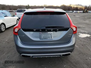 2016 Volvo V60 Cross Country T5 with VIN YV4612HK1G1016329, listed as a Copart auction lot 84446884 with 136,622 mi miles and Salvage Title. Bid and sale history available at carsss.com. Image 6.