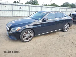 2017 Mercedes-Benz C 300 z VIN 55SWF4JB4HU200262, wystawiony jako Copart lot #59120365 z przebiegiem 72 468 mil mil oraz Szkoda całkowita • Salvage title. Historia ofert i sprzedaży dostępna na DreamBid. Obrazek 1.