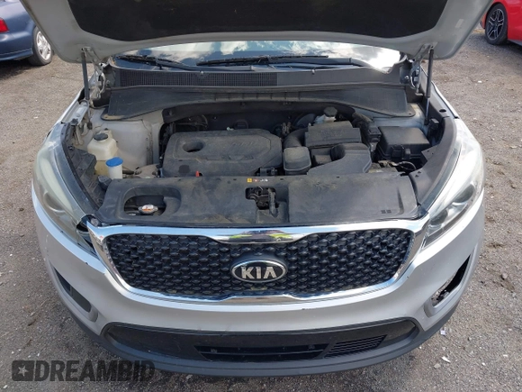 2017 Kia Sorento LX with VIN 5XYPG4A37HG243532, listed as a IAAI auction lot 42088741 with 171,350 mi miles. Bid and sale history available at carsss.com. Image 10.