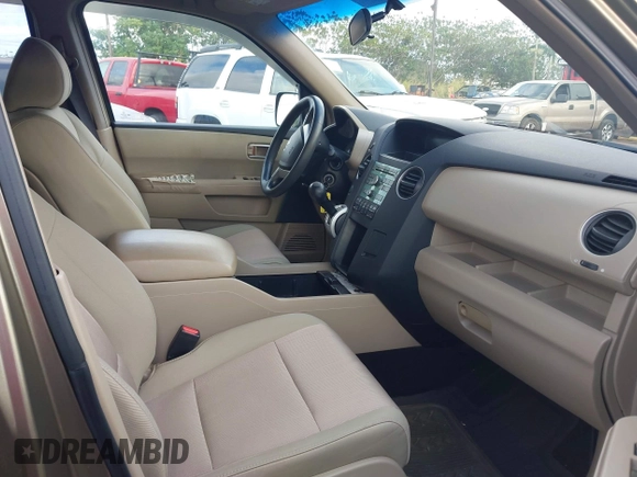 2009 Honda Pilot EX with VIN 5FNYF48499B016714, listed as a IAAI auction lot 41860249 with 143,353 mi miles and . Bid and sale history available at DreamBid. Image 5.
