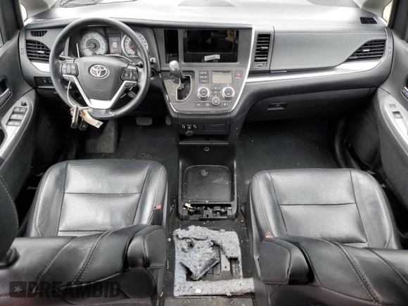 2019 Toyota Sienna SE with VIN 5TDXZ3DC1KS014970, listed as a Copart auction lot 55751445 with 168,028 mi miles and Salvage title. Bid and sale history available at DreamBid. Image 8.