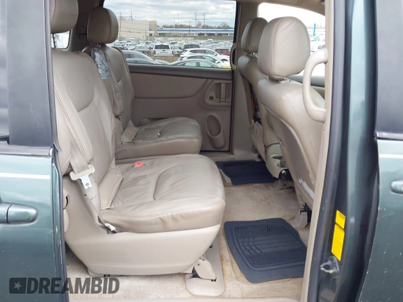 2005 Toyota Sienna CE with VIN 5TDZA23C55S280735, listed as a IAAI auction lot 42063994 with 201,883 mi miles. Bid and sale history available at carsss.com. Image 8.